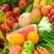 STUDIU: Painea, legumele si fructele, alimentele preferate ale romanilor 198 legume fructe