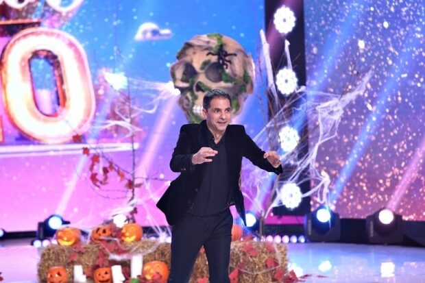 DAN NEGRU REVELIONUL STARURILOR