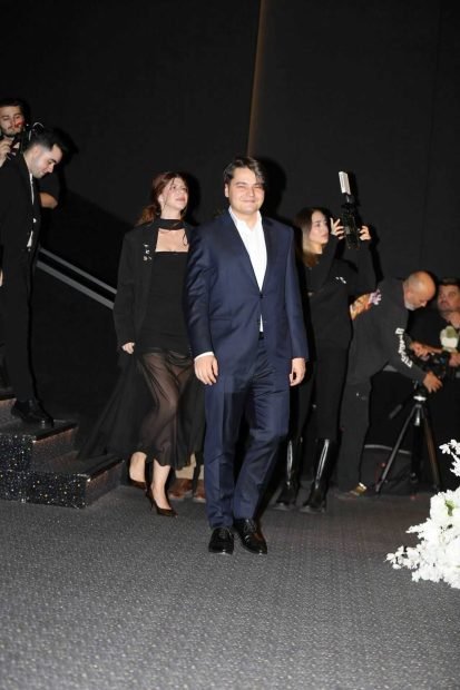 Gala Premiilor Radar de Media 2025 a strâns laolaltă oamenii care mișcă industria, într-o seară plină de lumină, aplauze și momente care au definit anul. Lista câștigătorilor, aici! 70 SELLY GALA RADAR DE MEDIA 2025