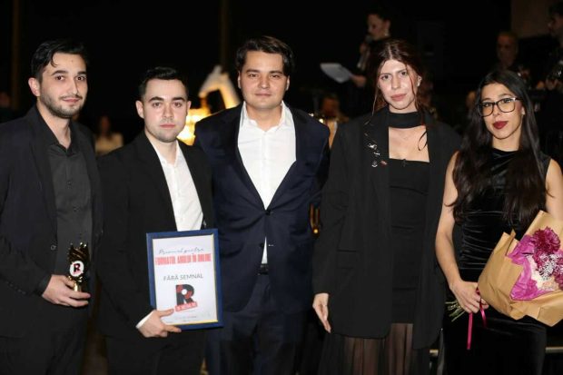 Gala Premiilor Radar de Media 2025 a strâns laolaltă oamenii care mișcă industria, într-o seară plină de lumină, aplauze și momente care au definit anul. Lista câștigătorilor, aici! 62 gala premiilor radar de media 2025 14 optimized