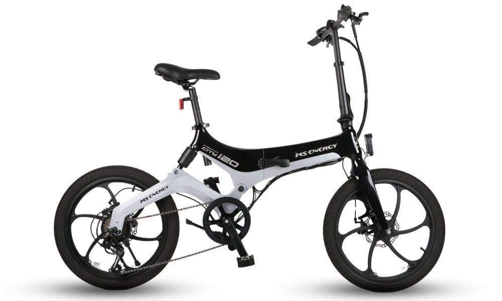 Bicicletă electrică pliabilă pentru navetă mixtă când o poți combina cu mașina sau transportul public