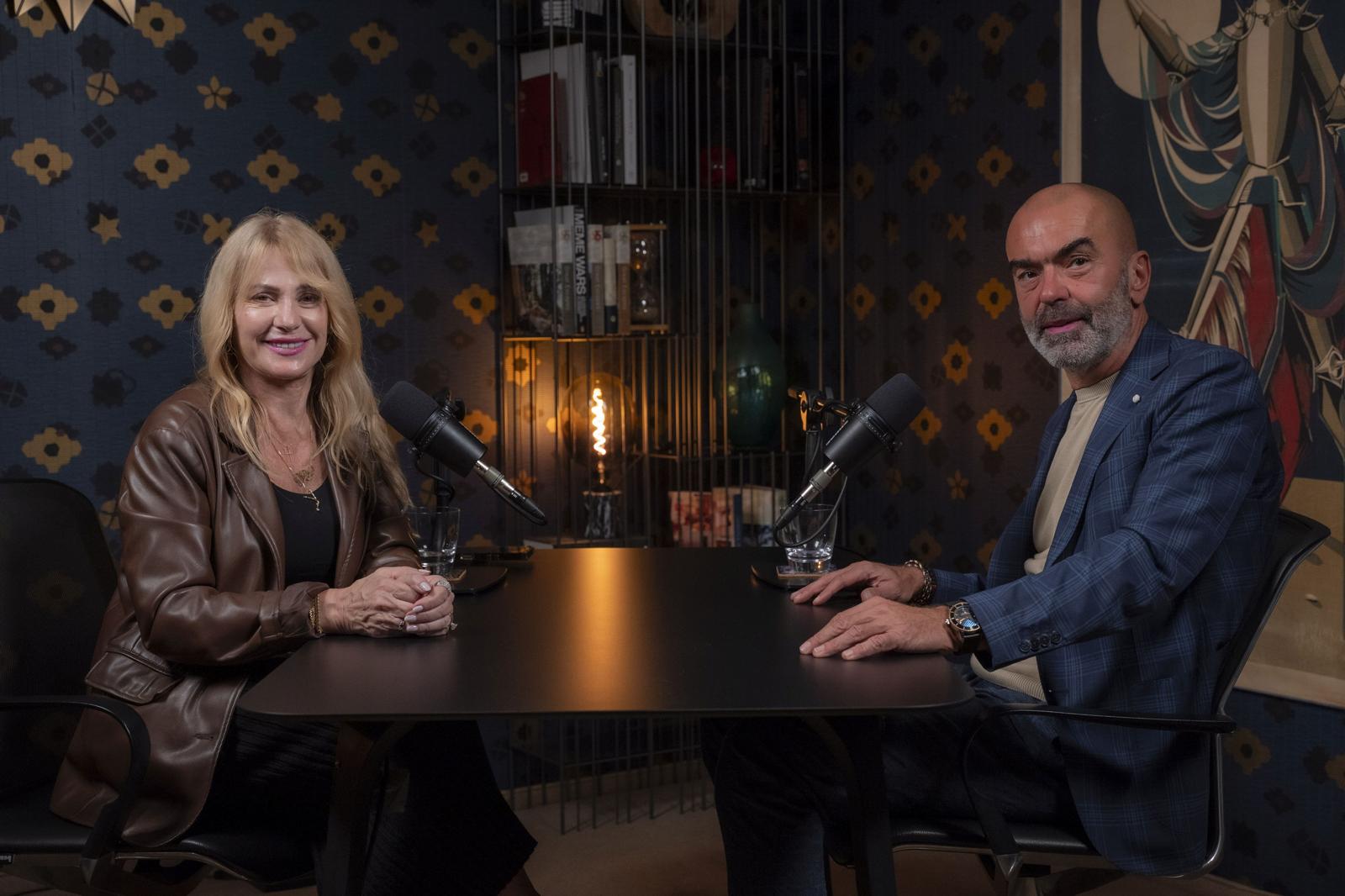 Nadia Comăneci, la podcastul „Pe Drept Cuvânt”: „Tabela nu putea afișa nota 10. Toată lumea credea că e imposibil.” 60 6e5638be 83e5 4d28 bf5a fedadb0ba9d8